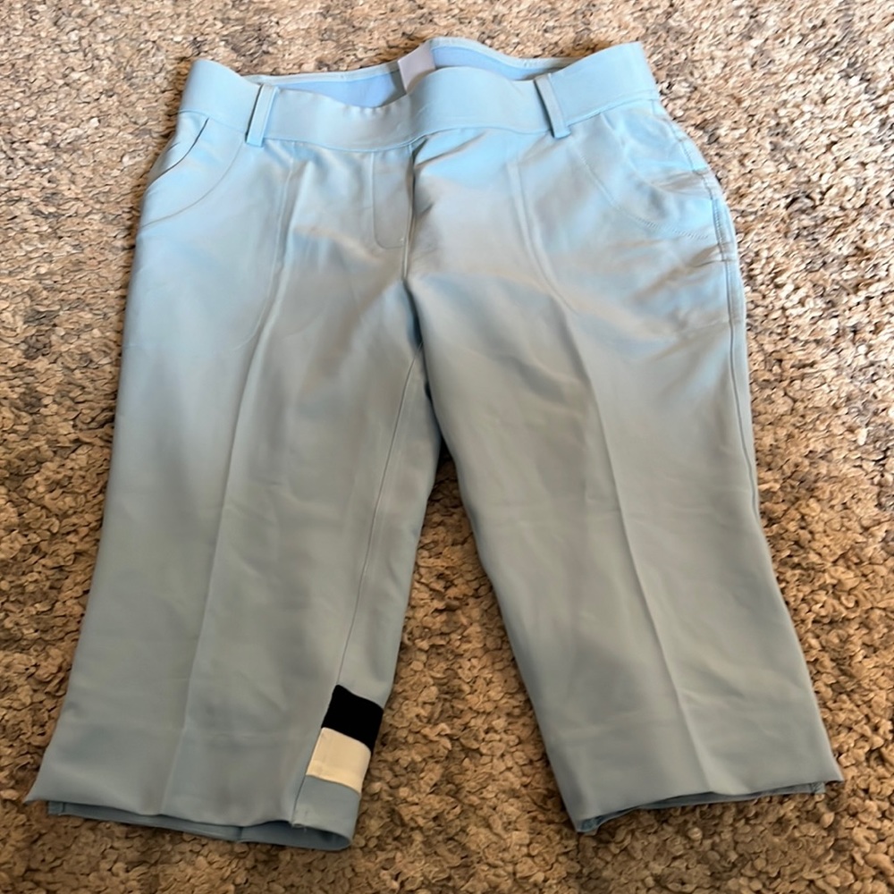 Belyn Key shorts size S